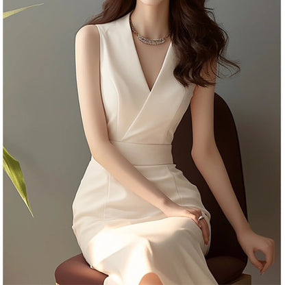 Robe midi élégante à col en V pour femme Chic und Stil