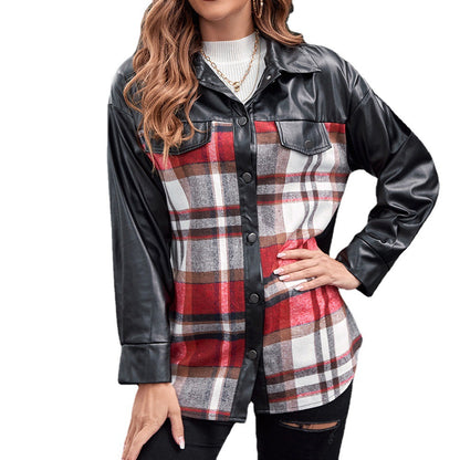Chemise oversize pour femmes avec des manches en cuir contrasté et un motif à carreaux Chic und Stil