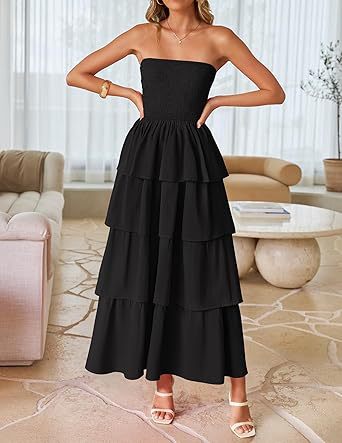 Robe maxi femme au design romantique en volants avec ceinture à la taille Chic und Stil