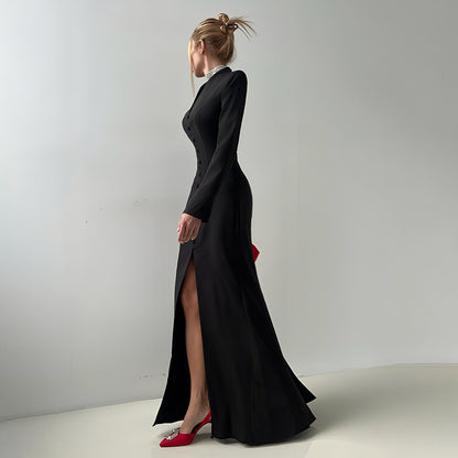 Robe maxi élégante pour femmes avec une coupe cintrée et des boutons Chic und Stil