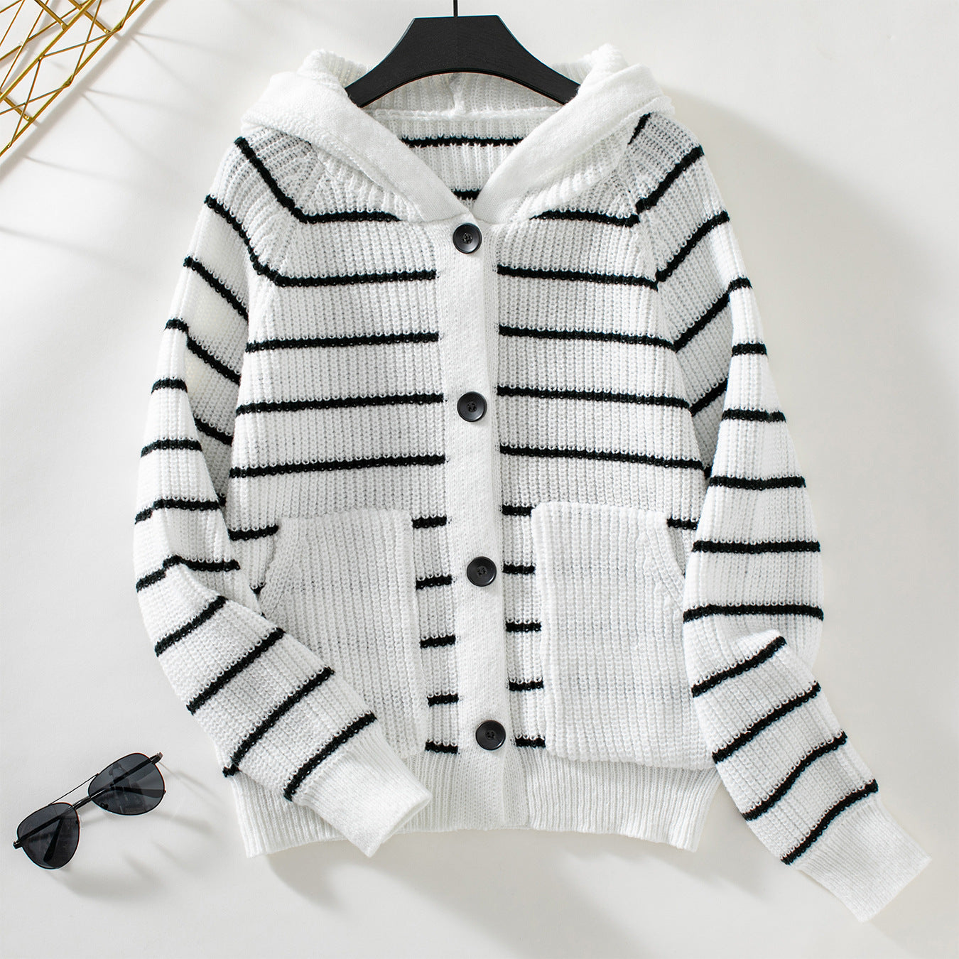 Veste à rayures pour femmes avec capuche et poches Chic und Stil