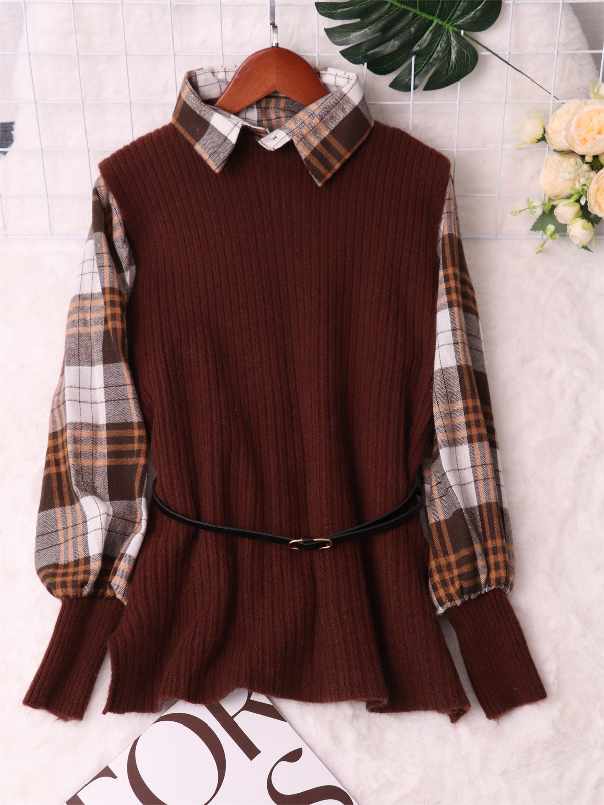Pullunder féminin à détails de chemise Chic und Stil