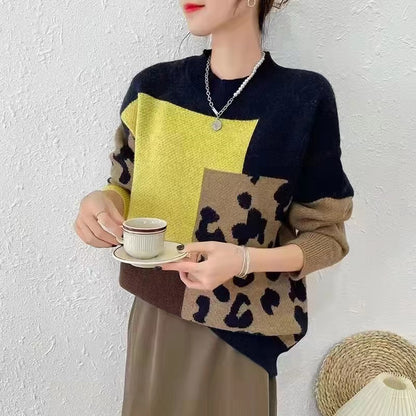Pull féminin à la mode avec un motif géométrique unique et un design texturé Chic und Stil
