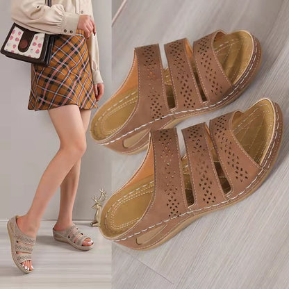 Sandales à brides séparatrices confortables pour dames avec des brides perforées et une semelle anatomique Chic und Stil