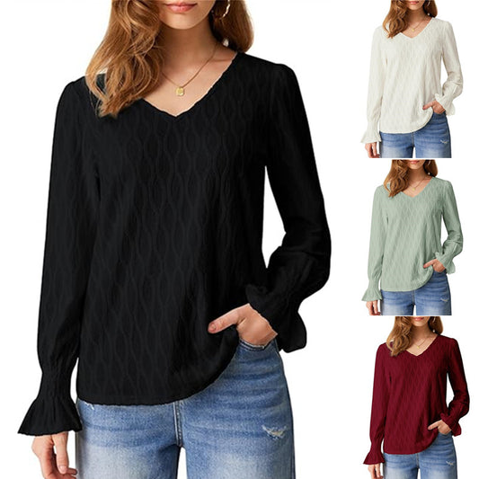 Blouse femme élégante à col en V avec des détails de volants raffinés Chic und Stil
