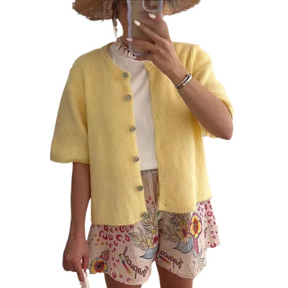 Dames gilet léger avec manches courtes et boutons décoratifs Chic und Stil