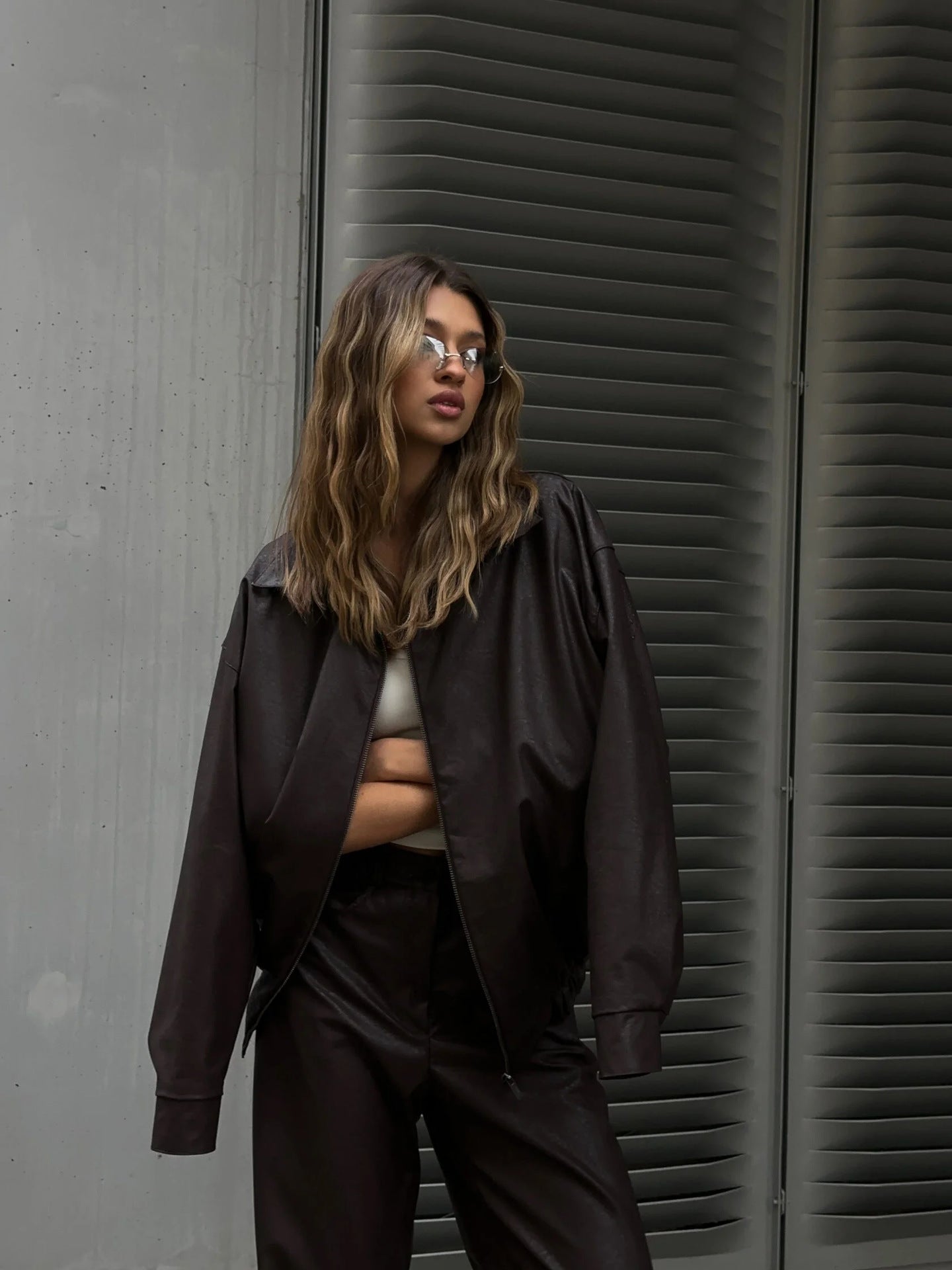 Casual synthetic leather set for women with oversized jacket and comfortable pants Chic and Style