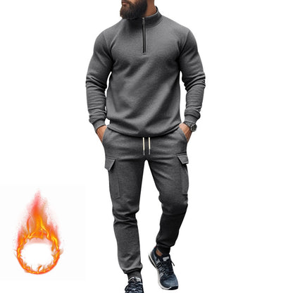 Men's fleece sports set with functional zipper and cargo pants Chic und Stil