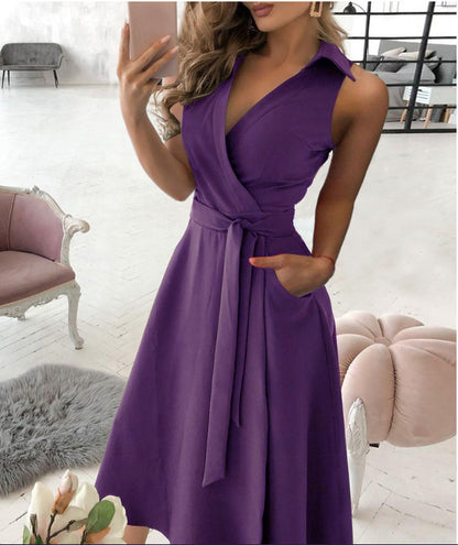 Robe portefeuille pour femmes avec décolleté en V élégant et ceinture à la taille Chic und Stil