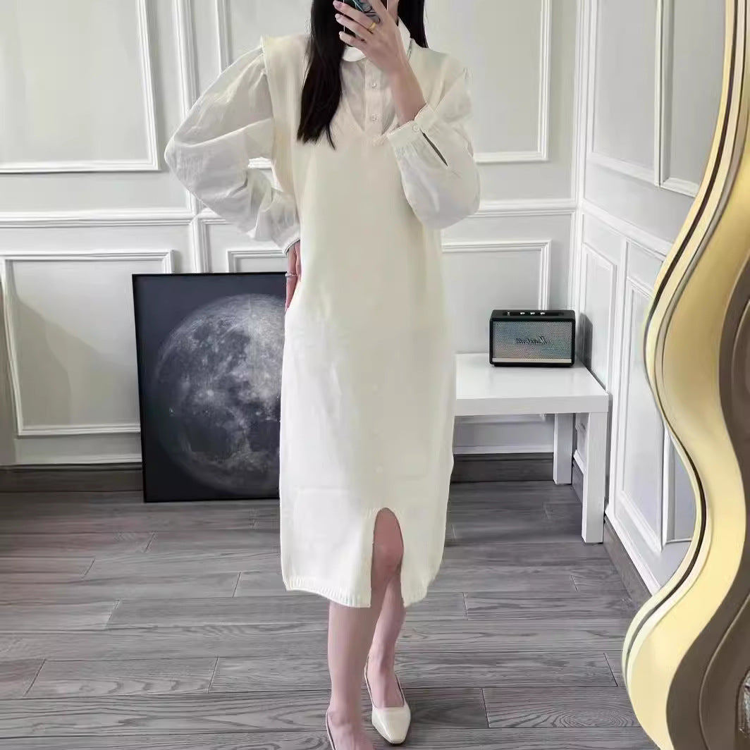 Robe en tricot mi-longue pour femmes avec boutonnière et décolleté en V Chic und Stil