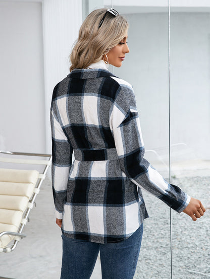 Chemise à carreaux pour femmes avec poches et coupe tendance Chic und Stil