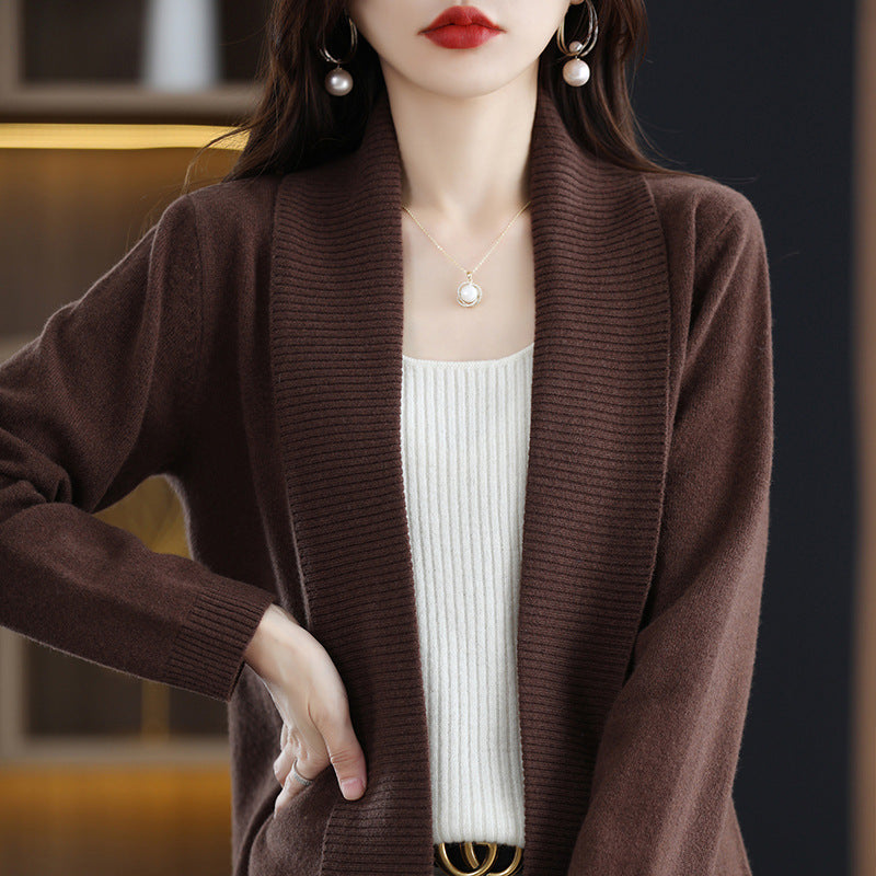 Cardigan pour femmes avec des structures de côtes élégantes et une coupe ouverte Chic und Stil