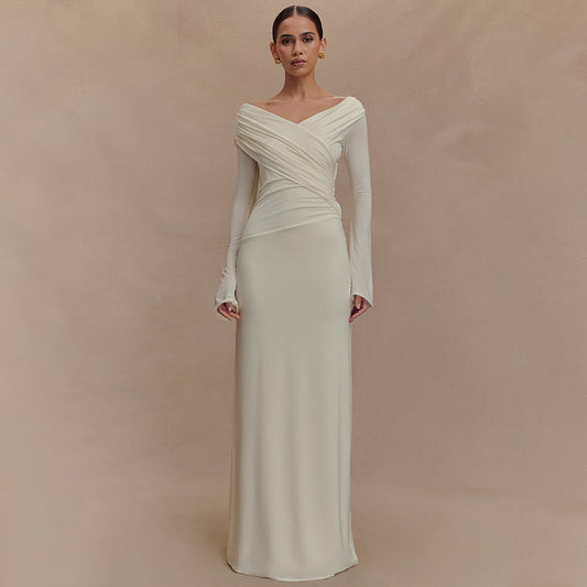 Robe maxi élégante pour femmes avec design décolleté et détails enroulés Chic und Stil