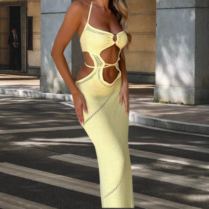 Robe en tricot pour femmes avec des détails découpés et un design à encolure licou Chic und Stil