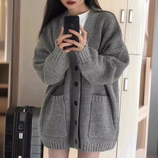 Dames Grand cardigan en tricot avec décolleté en V profond et poches pratiques Chic und Stil