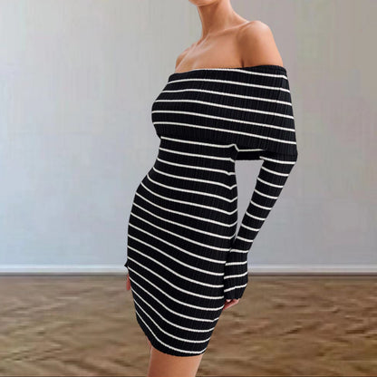 Robe en tricot à épaules dénudées pour femmes avec manches longues et motif rayé Chic und Stil