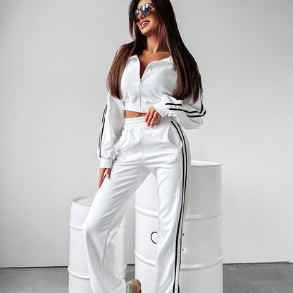 Sport leisure set for women with short jacket and comfortable pants Chic and Style