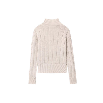 Dame cardigan avec col haut et motif cable détaillé Chic und Stil