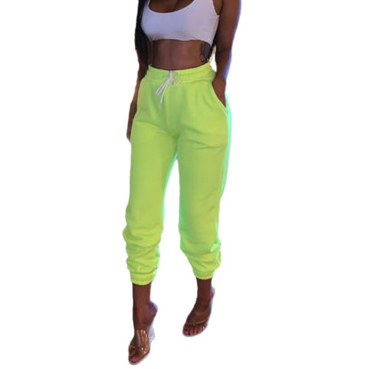 Chic and Style women's sports pants with elastic waistband and relaxed fit