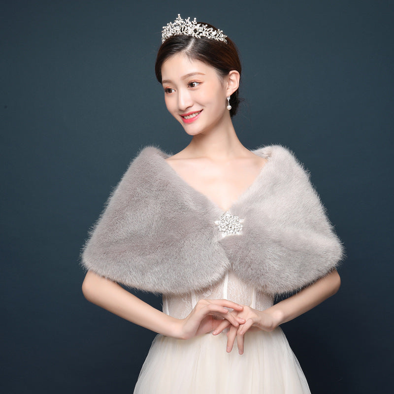 Dames élégant et luxueux manteau en fausse fourrure Chic und Stil