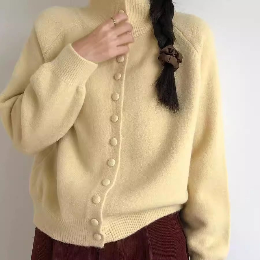 Dames cardigan avec col montant et boutons décoratifs Chic und Stil