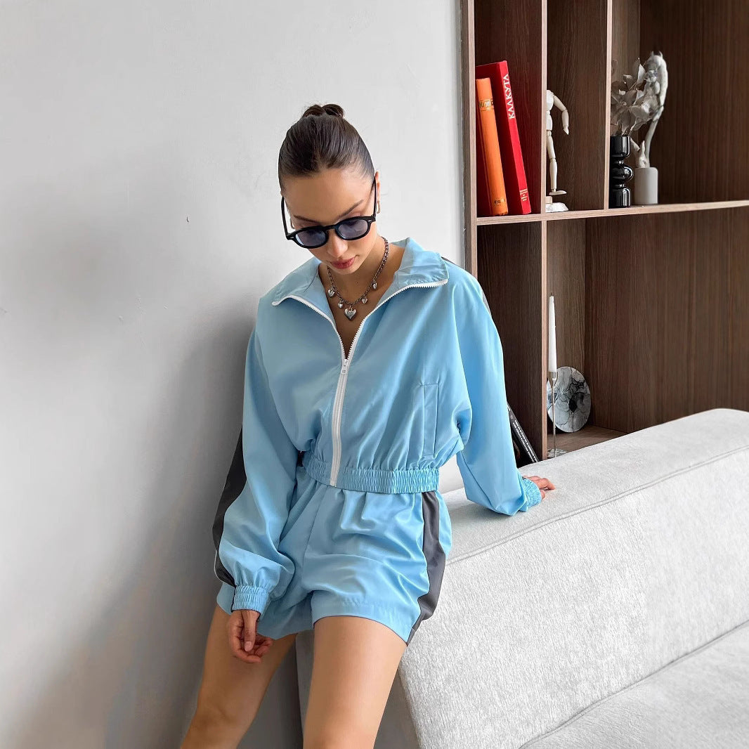 Veste coupe-vent sportive et stylée pour femmes avec shorts Chic und Stil