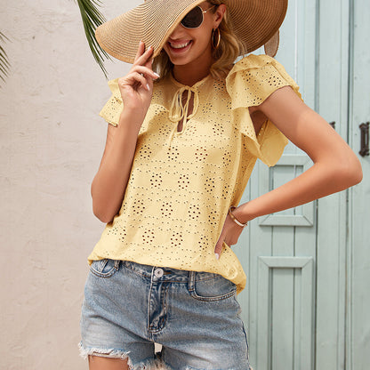 Chemisier pour femmes avec des détails en volants et un motif perforé Chic und Stil