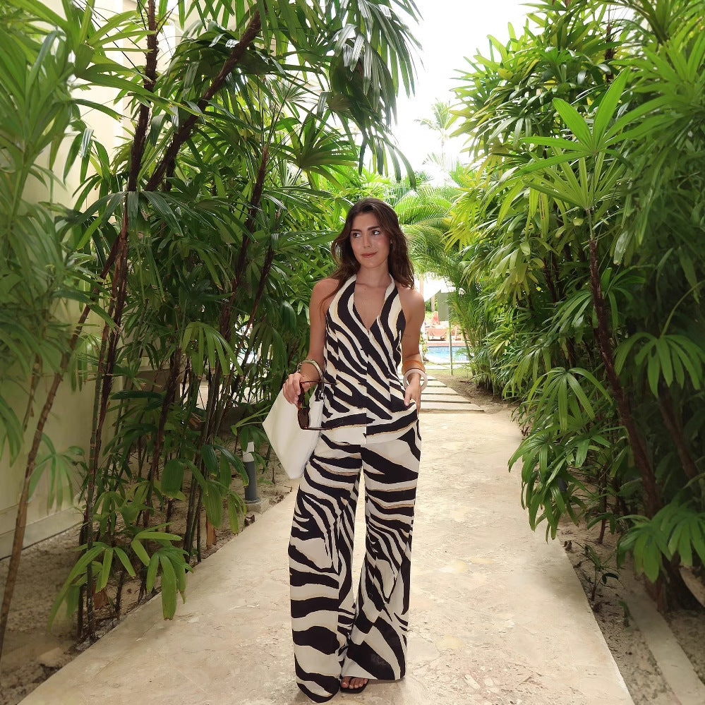 Ladies wide Palazzo pants with elegant zebra pattern Chic and Style