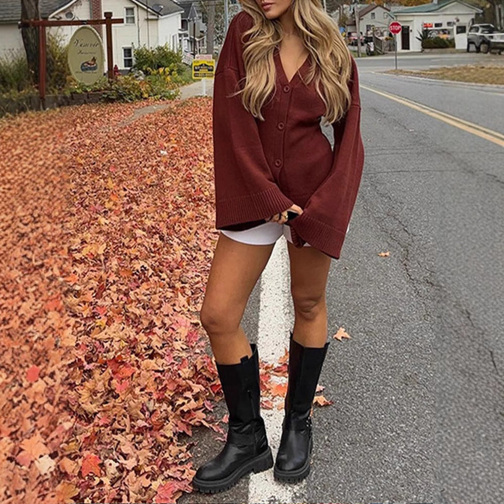 Chic und Stil women's transition knit jacket with wide sleeves and button closure