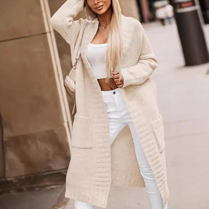 Cardigan en tricot pour femmes avec poches plaquées et design élégant Chic und Stil
