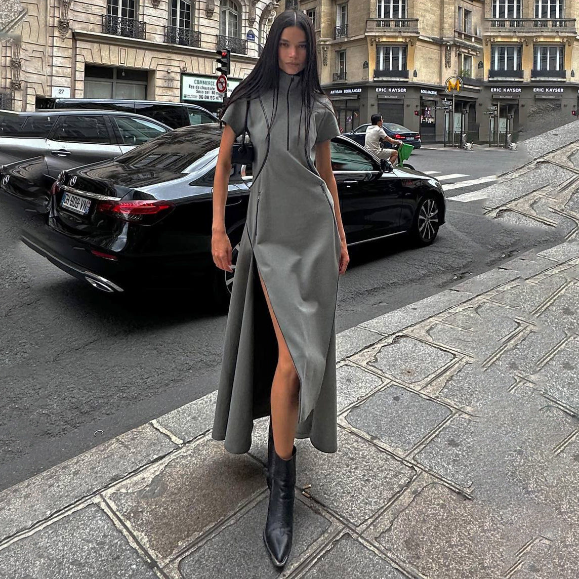 Robe maxi pour femmes avec fente haute et col montant Chic und Stil