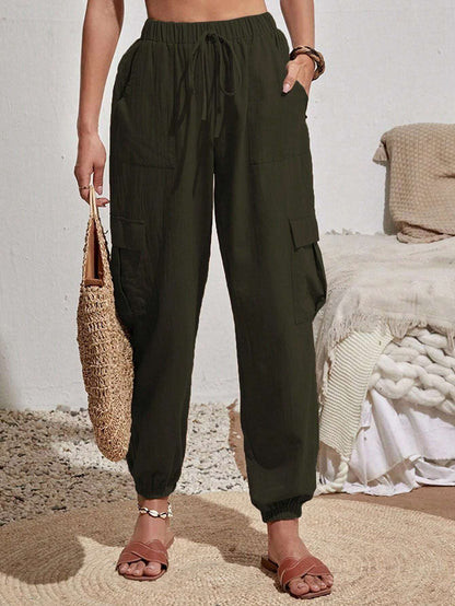 Casual cargo pants for women with elastic waist and practical pockets Chic and Style