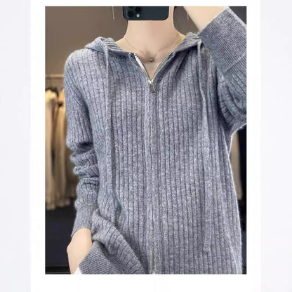 Pull en tricot pour femmes avec capuche et zip Chic und Stil