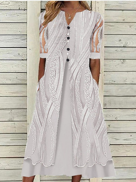 Robe à manches longues pour femmes avec des détails artistiques et fermeture à boutons Chic und Stil