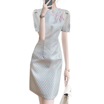 Robe Élegante Fleurie Brodée pour Femme Chic und Stil