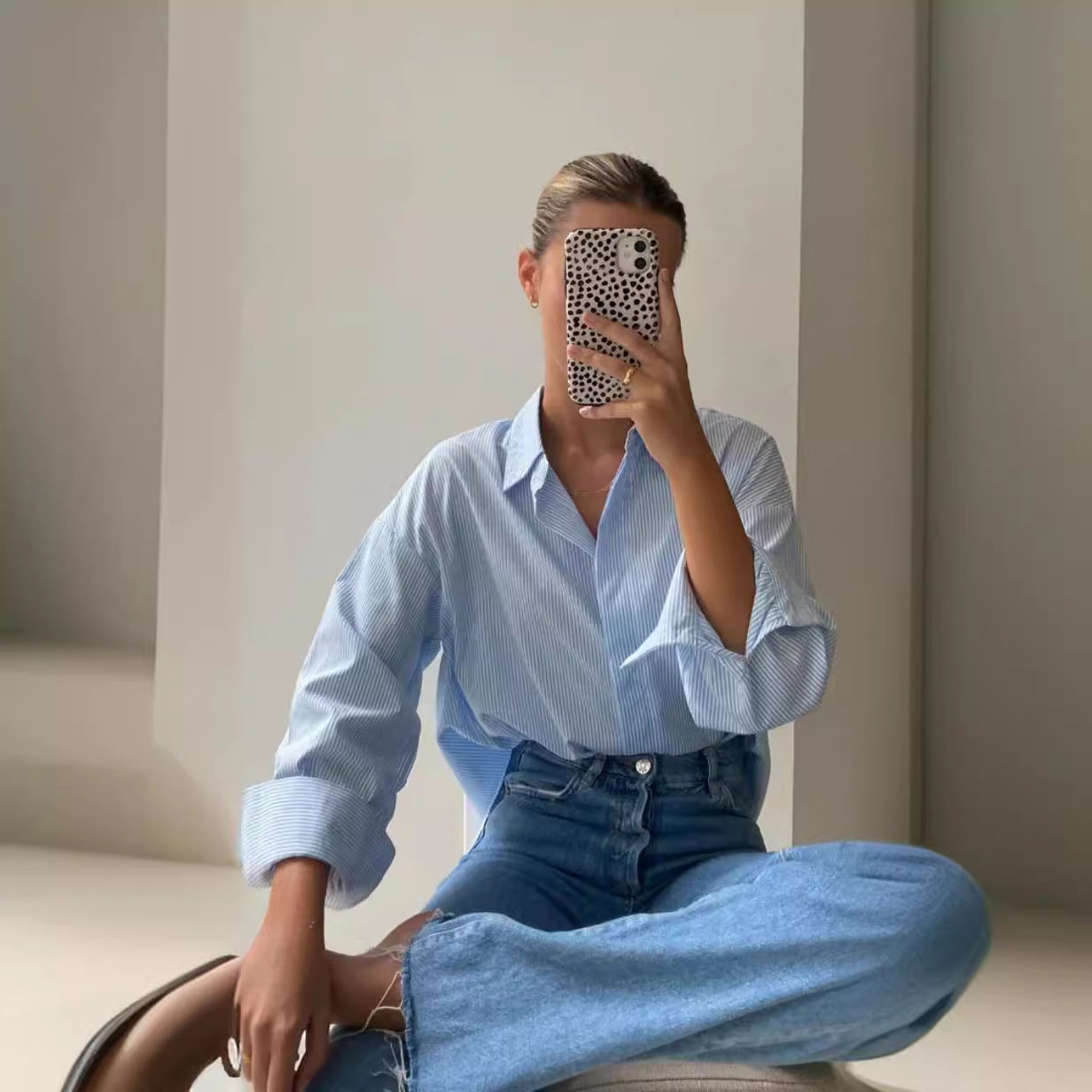 Blouse oversize femmes avec motif à rayures et ourlet arrondi Chic und Stil