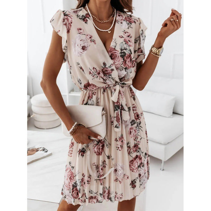 Robe à fleurs pour femmes avec des volants Chic und Stil