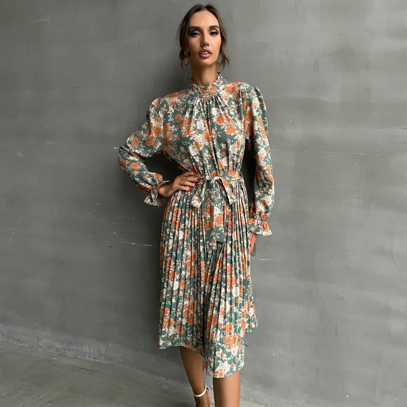 Robe midi pour dames avec motifs floraux et ceinture ajustable Chic und Stil