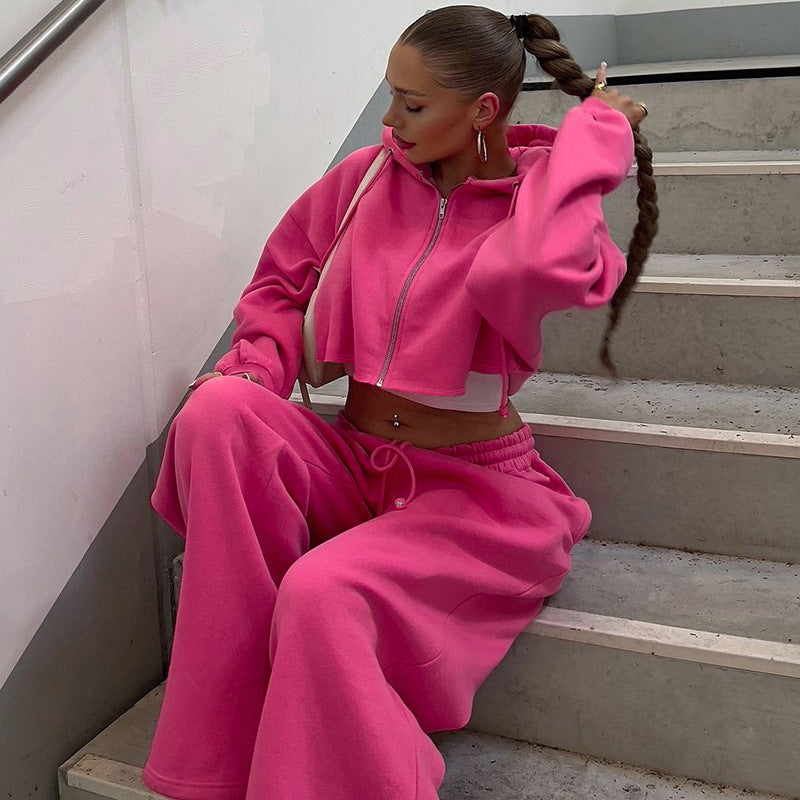 Dames Combinaison de sport à capuche avec haut court et pantalons amples Chic und Stil