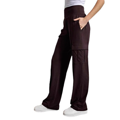 High waist cargo pants for women with convenient pockets Chic and Style