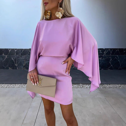 Robe mini élégante pour femmes avec coupe fluide et manches statement Chic und Stil