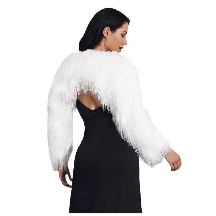 Dames Boléro en fausse fourrure extravagant avec coupe élégante Chic und Stil