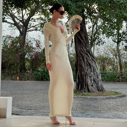Robes maxi longues élégantes pour femmes avec des drapés raffinés Chic und Stil