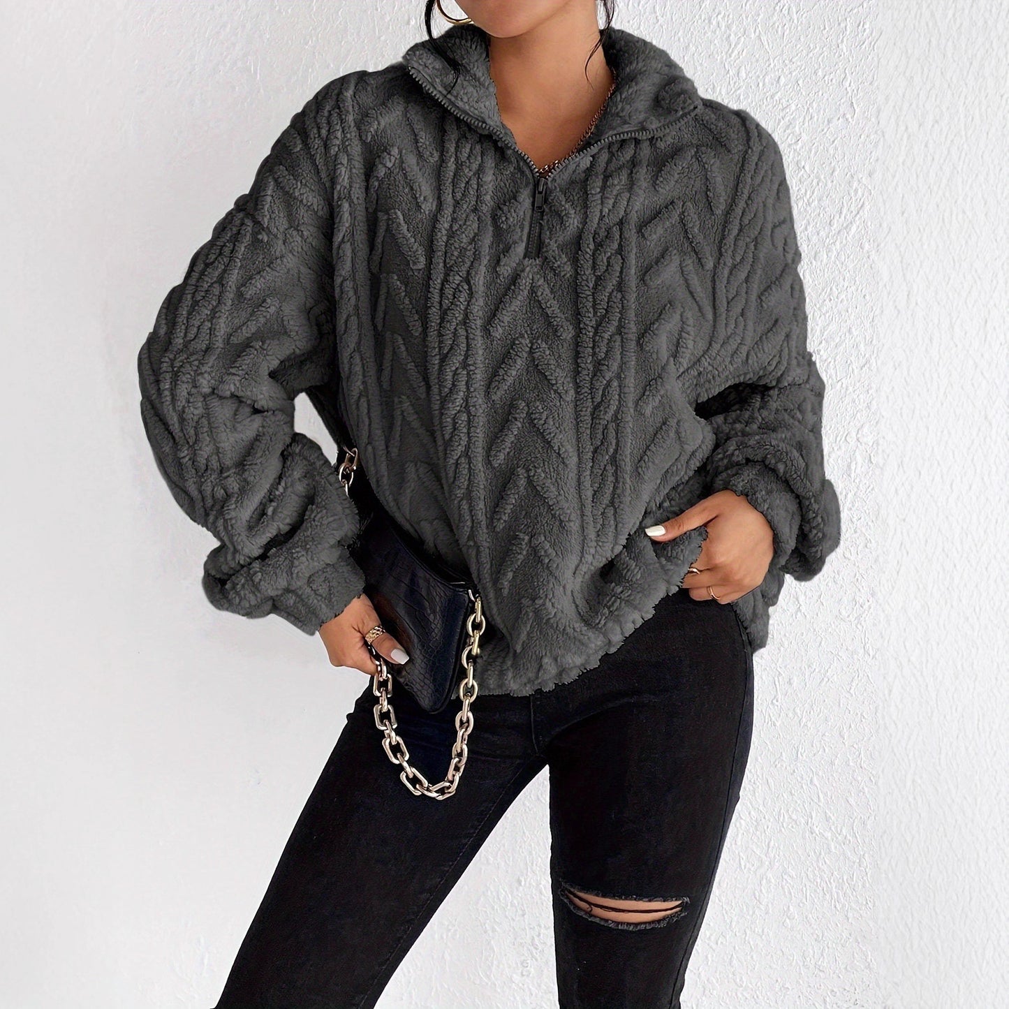 Dames Pull en molleton douillet avec col haut et détail zip Chic und Stil