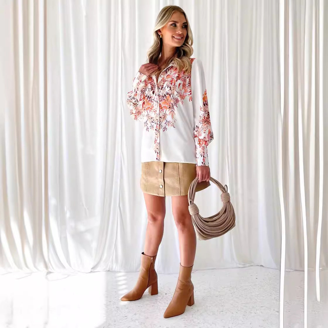 Chemisier pour femmes avec design floral Chic und Stil