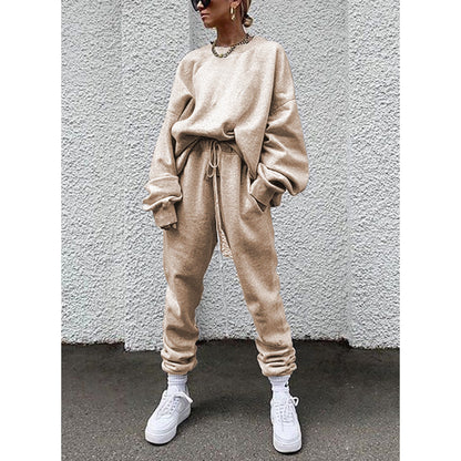 Women casual and comfortable leisure set with an oversized sweater and chic jogging pants and style