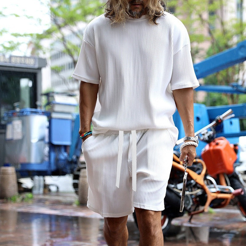 Ensemble de sport respirant pour hommes avec t-shirt à manches courtes et shorts Chic und Stil