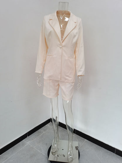 Elegant blazer set for women with shorts and refined details Chic and Style
