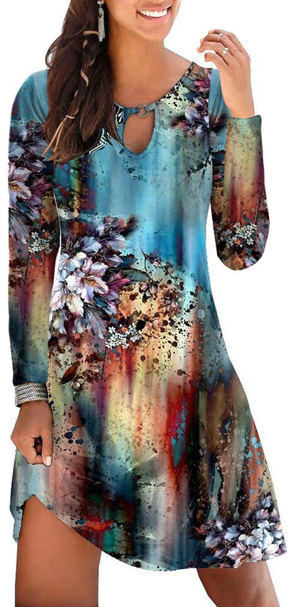 Robe d'été décontractée pour femmes avec des accents floraux et décolleté en V Chic und Stil