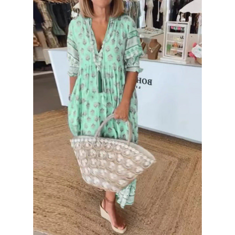 Robe tunique aérienne pour femmes avec des motifs floraux et de délicates détails à volants Chic und Stil